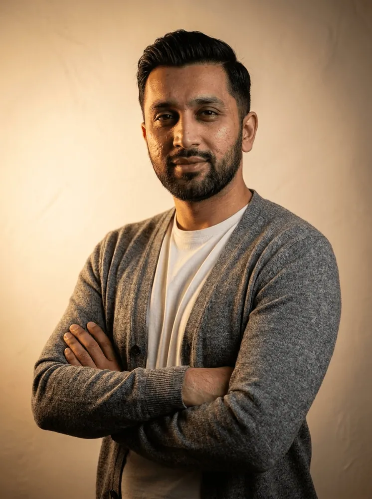 Zayn H. &mdash; Director of Strategy · UK